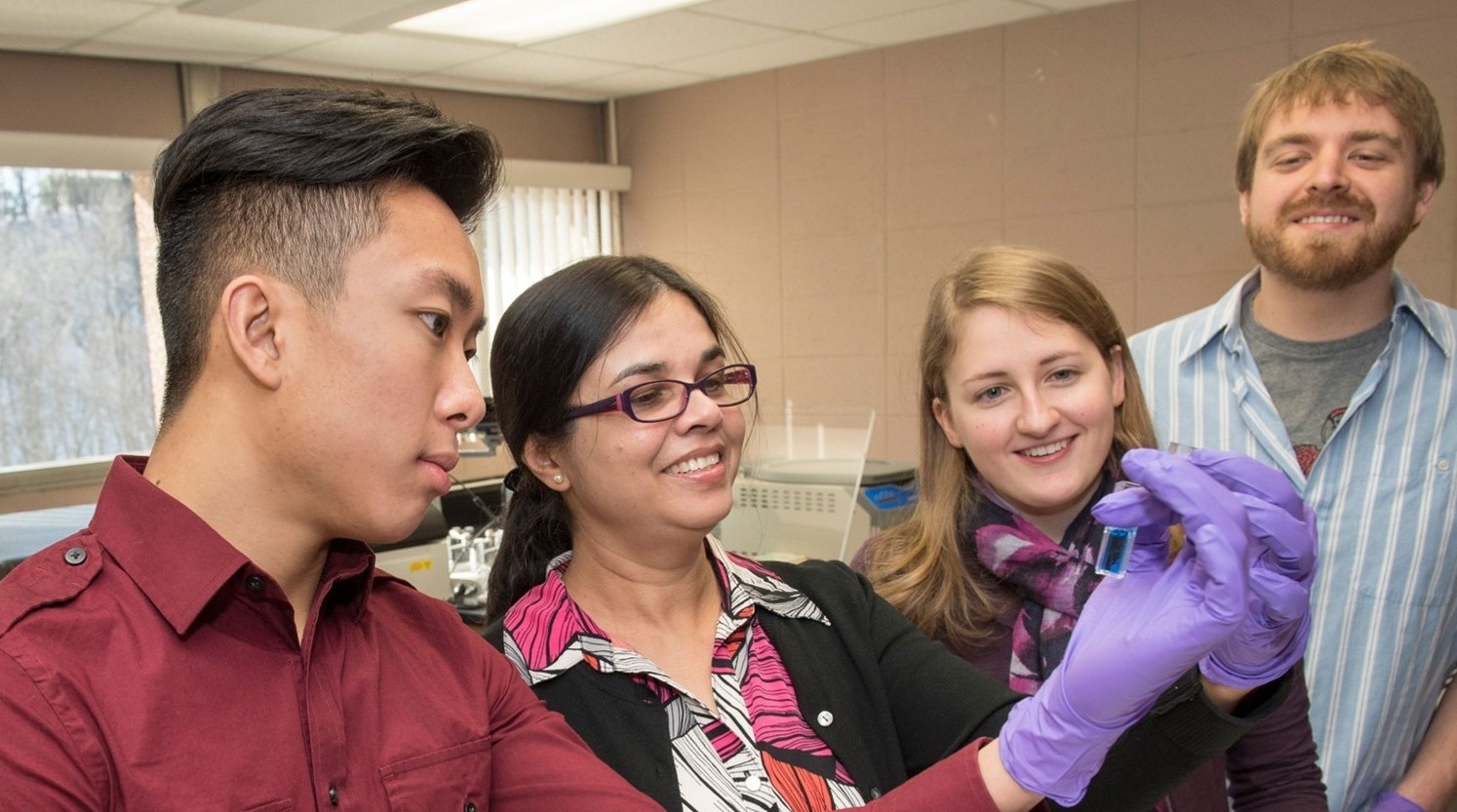 UW-Eau Claire’s innovative teaching brings real-world research into chemistry classrooms with help of prestigious grant