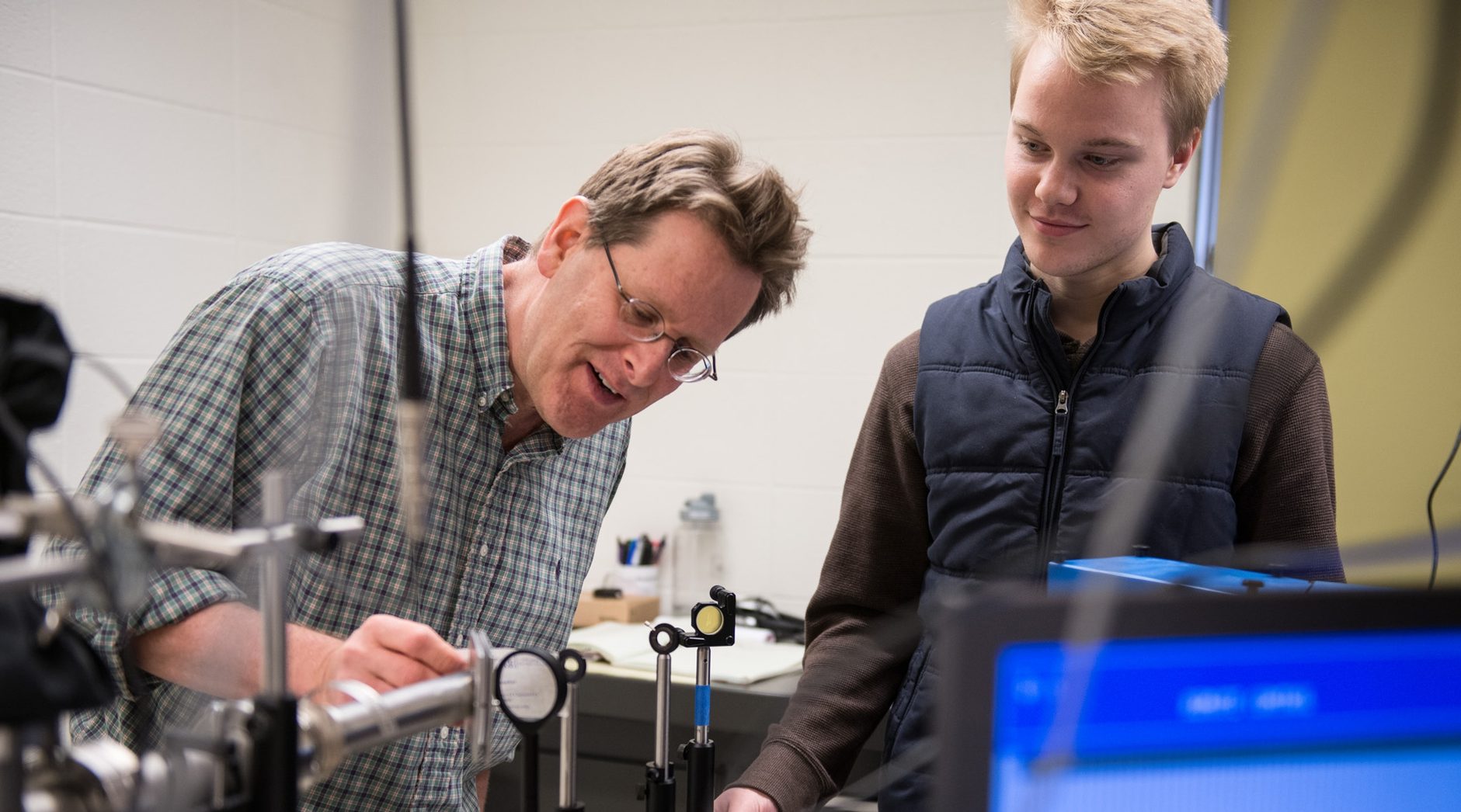 UW-Eau Claire, Mayo Clinic Health System announce research agreement