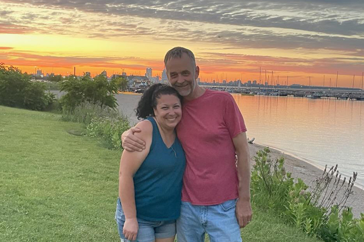 Co-worker gives a lifesaving gift with kidney transplant